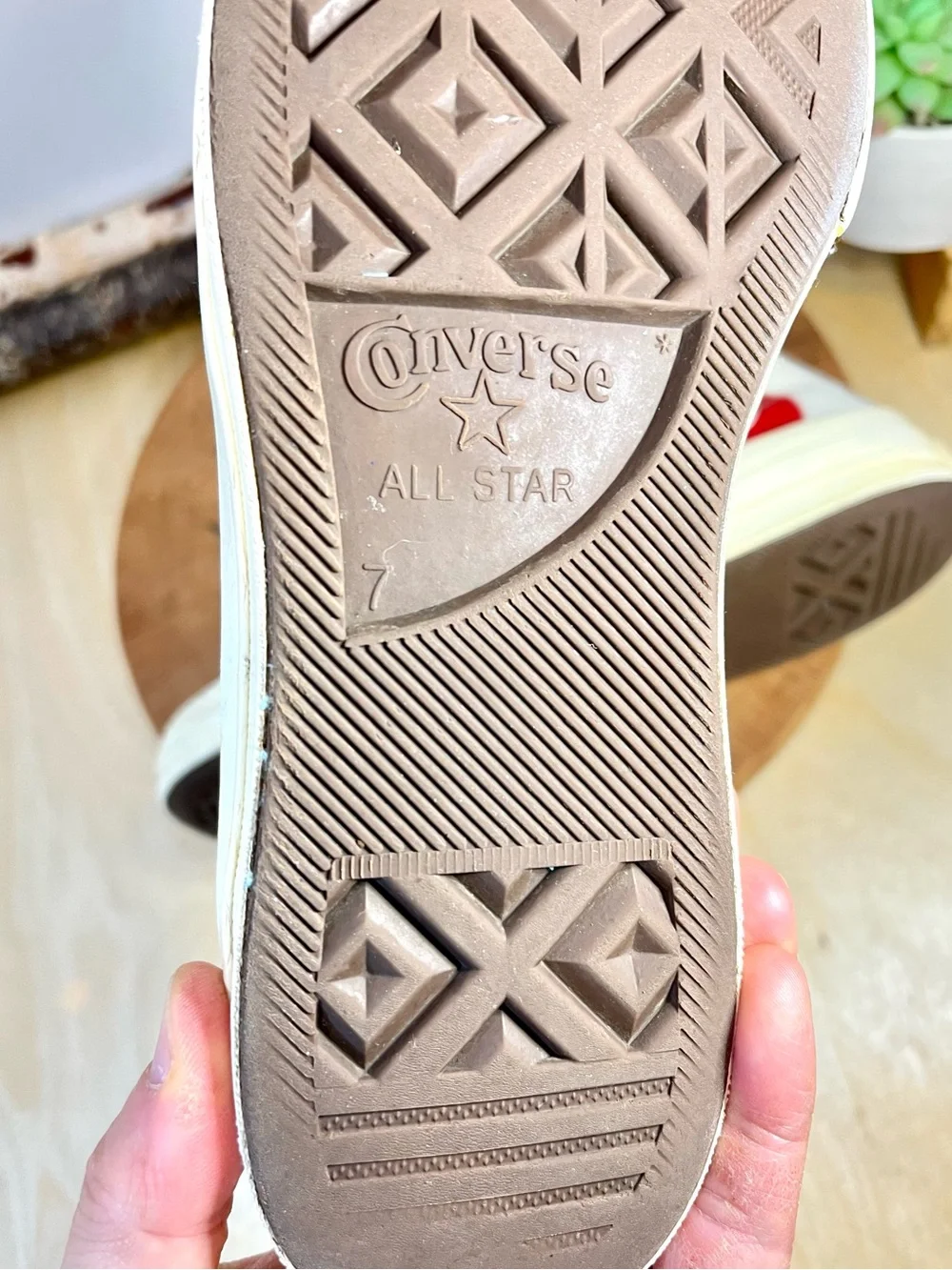 Comme des Garçons PLAY Converse Cream Canvas Size 9 Womens 7 Mens